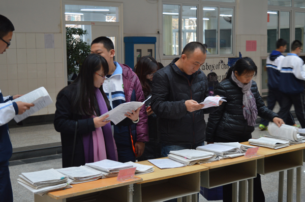 历城二中高二级部进行优秀作业展评